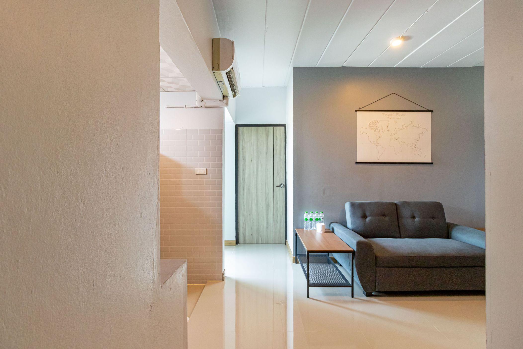 Living Naraa Place Банкок Екстериор снимка